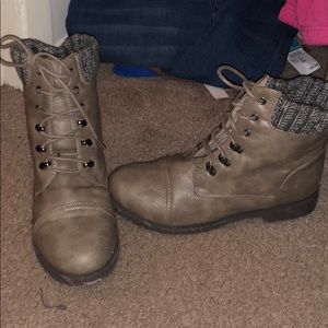Lace up boots
